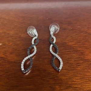 Earrings with cz and onyx